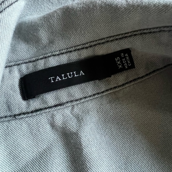 Talula super soft lightweight button up - Picture 6 of 6